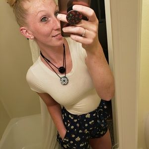 Meet your Posher, Alyssa